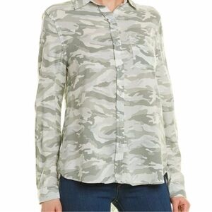 beachlunchlounge Alanna Camo Neutral Button Dowb Shirt Blouse Medium NWT LPT1110